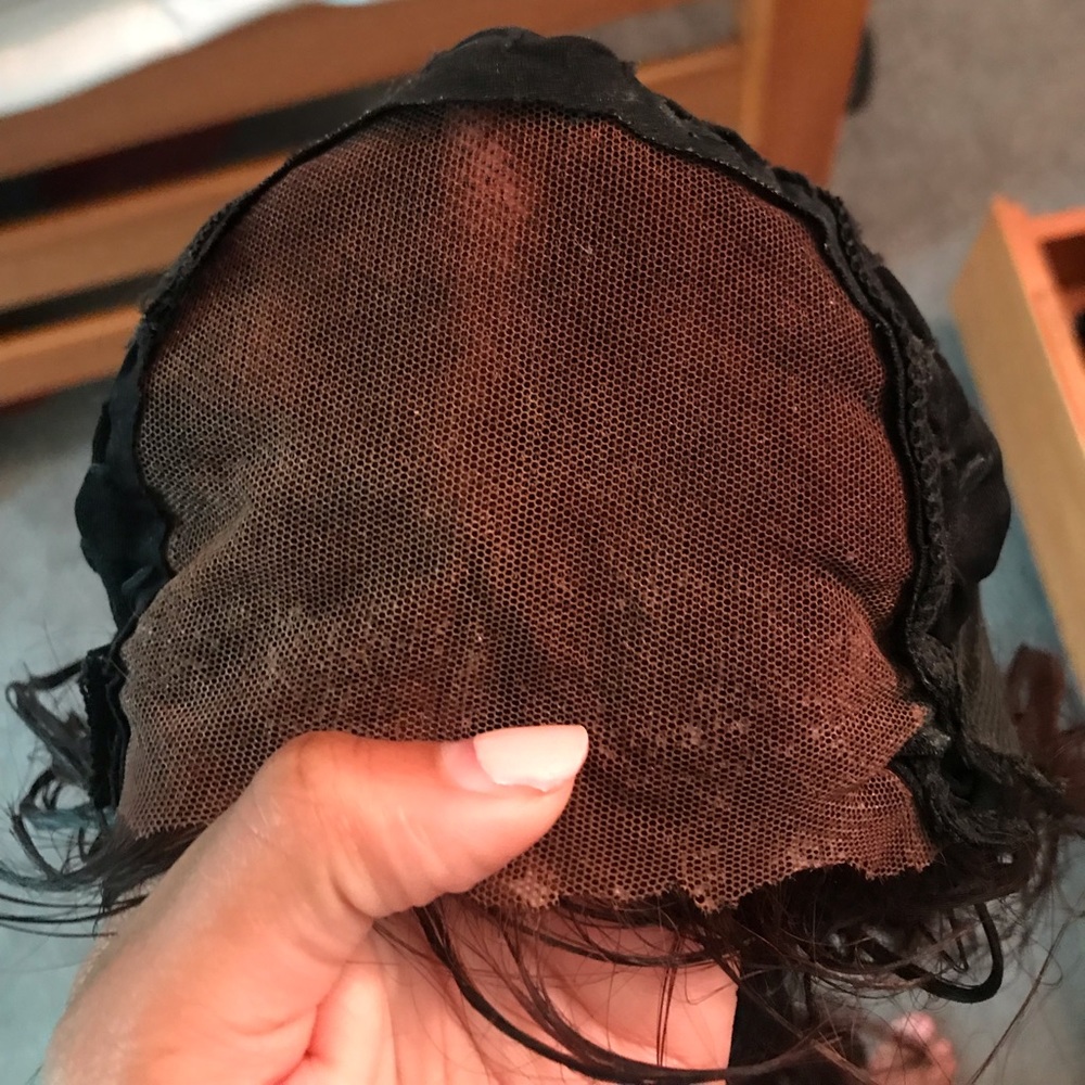 MORE PICS OF WIG (do not buy)